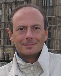 Dr. Angelo Leonarda