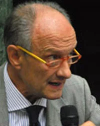 Dr. Enzo Ronchi