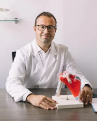 Dr. Eugenio Cesari