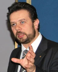 Dr. Federico Nardi
