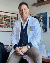 Dr. Gennaro Casella