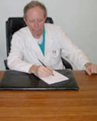 Dr. Guido Nicoletti