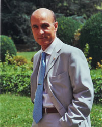 Dr. Mario Corcelli