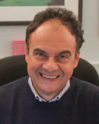 Dr. Roberto Bernorio