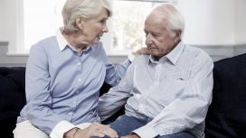 Anziani in cura per l'Alzheimer