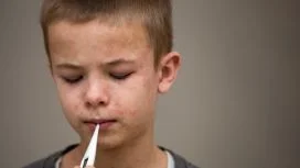 Bambino con il morbillo