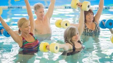 È questa la migliore attività fisica da fare dopo i 50 anni: ringiovanisci di colpo