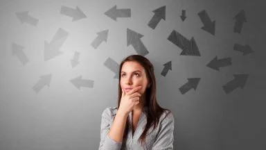 Donna indecisa sul fare una scelta