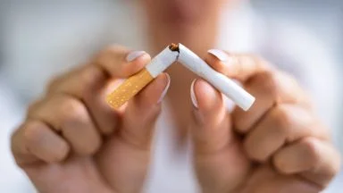 Quanti anni di vita ti sottrae il fumo: saperlo ti farà smettere subito