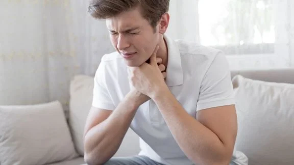 Cosa sono le placche in gola?