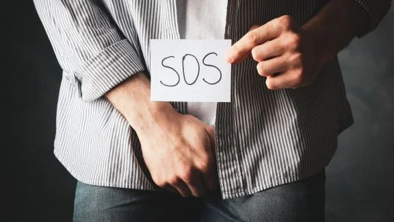 Lo Scroto: perché è fatto così e perché può arrossarsi, desquamare e dare prurito?
