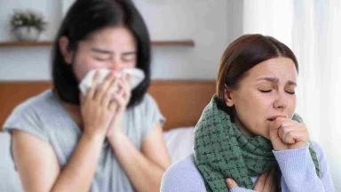 Ascolta il tuo corpo prima che urli: 5 sintomi 'innocui' che sono in realtà spie di problemi seri