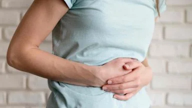 Colon irritabile, 3 errori insospettabili che peggiorano i sintomi (ma li commetti sempre)