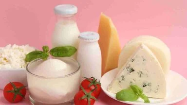 Smettila di mangiare plastica: 8 cibi insospettabili che ti stanno avvelenando ogni giorno