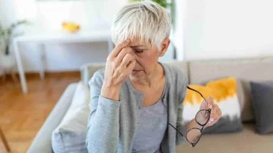 Soffri di mal di testa? Abbiamo sempre sbagliato, questi errori aumentano il dolore