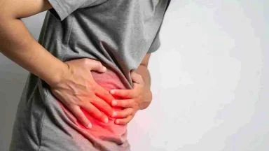 Bruciore di stomaco insopportabile, con questi cibi hai risolto: mangiali e sparirà il fastidio