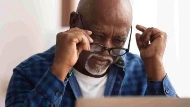 Stai scegliendo la montatura sbagliata: queste potrebbero peggiorare la tua vista senza che tu lo sa